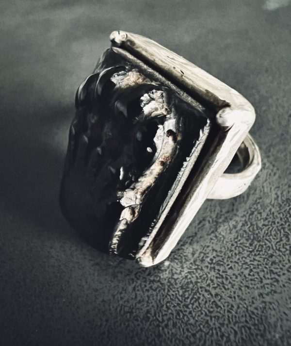 Whitby Jet Paw Ring